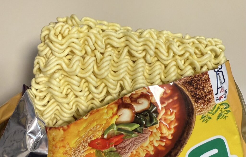 チャムケラーメンの麺